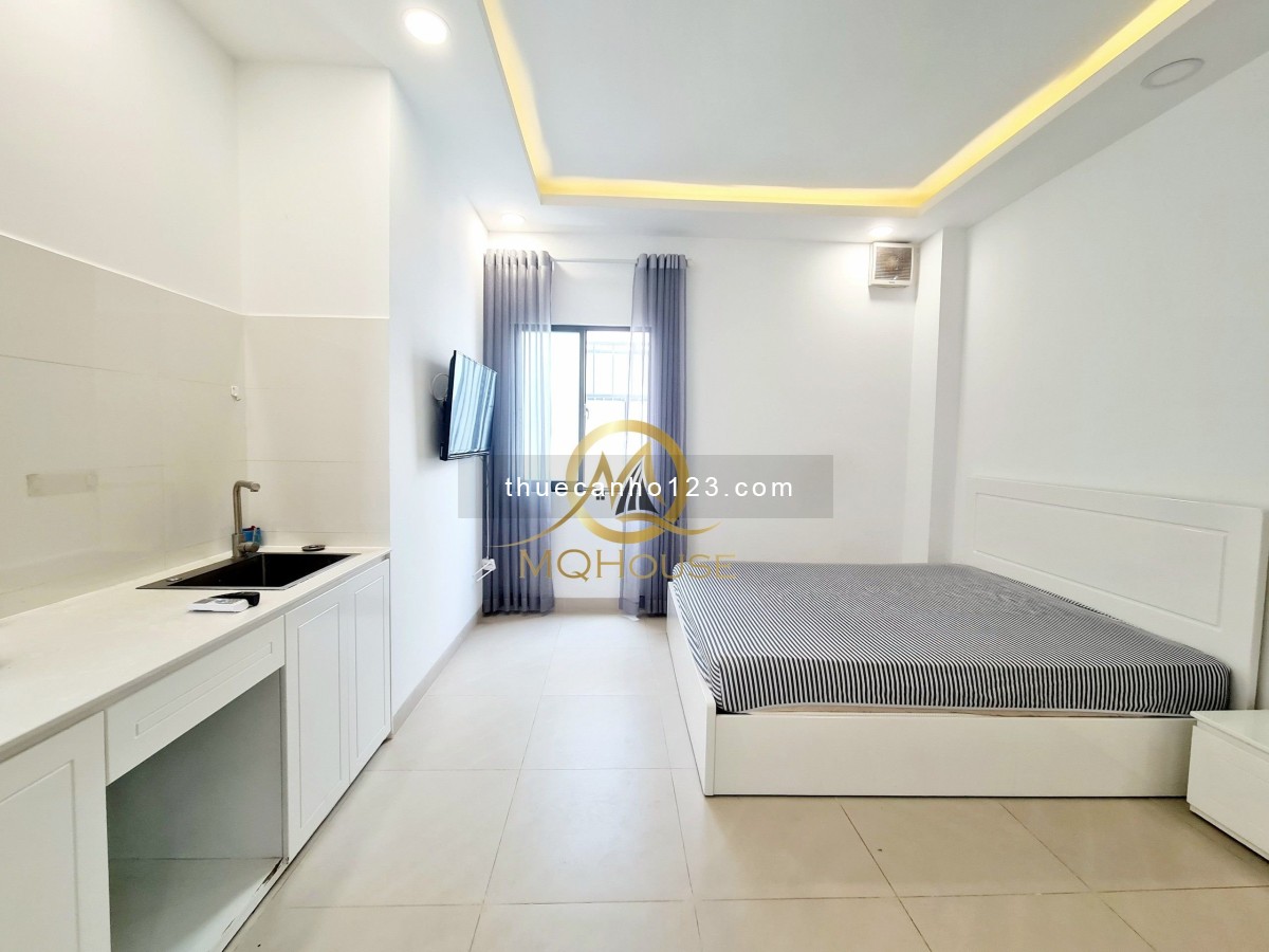 Căn hộ dịch vụ Studio/1PN Full nội thất - Cửa sổ thoáng - LH: 0374401929 Dt 30m2 kế Cầu Sài Gòn