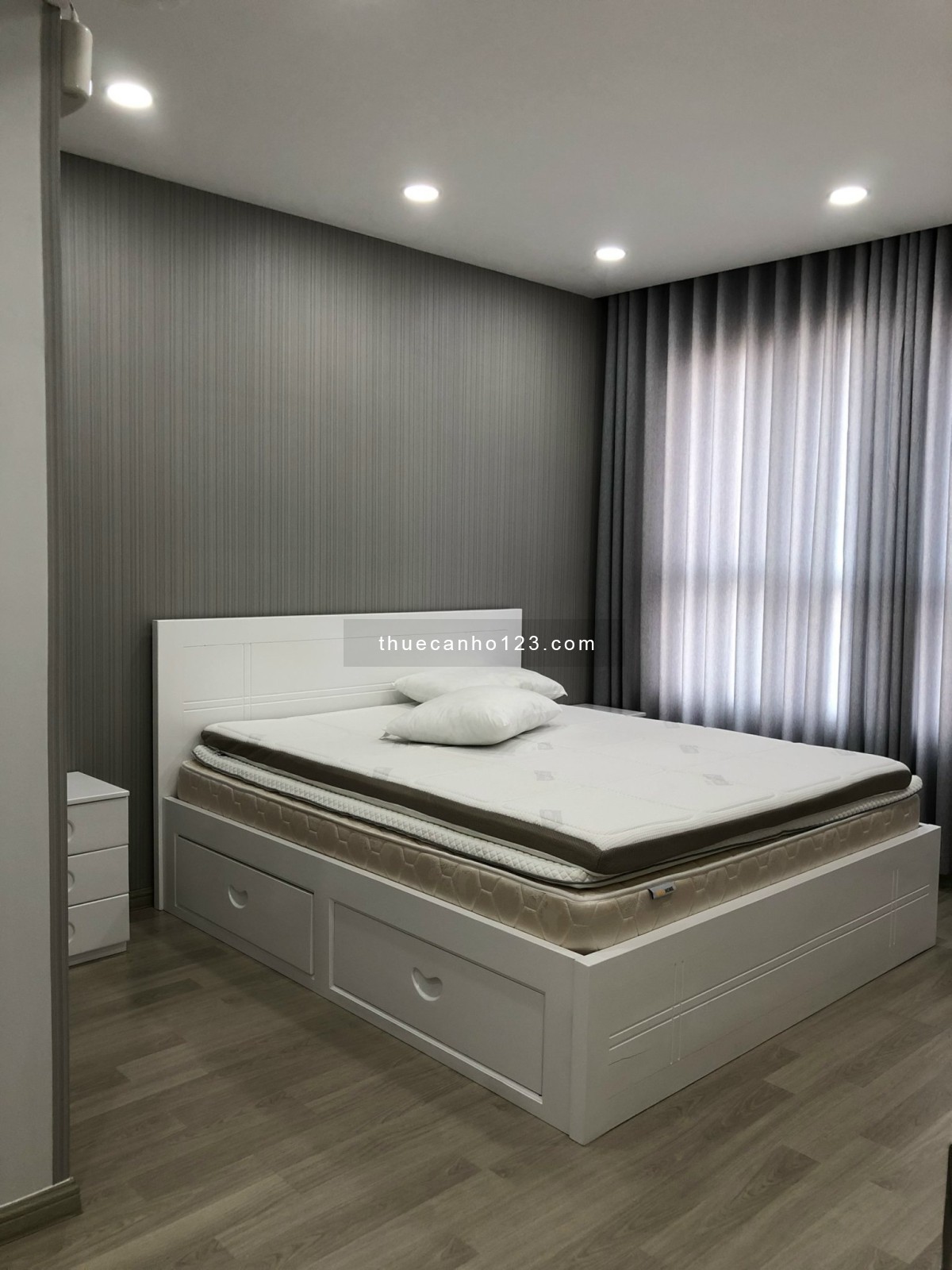 Vista Verde - 2pn cho thuê 98m2 - Full NT đẹp 18tr bao phí