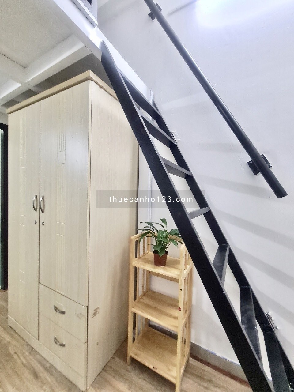 GIẢM SHOCK _ _ Cho thuê gấp căn hộ tại Đường Nguyễn Thông, Phường 9, Quận 3 giá chỉ 6tr