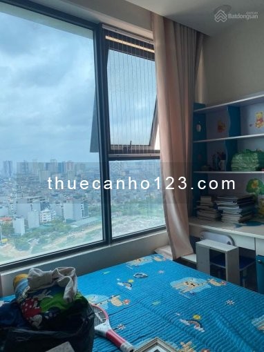 Cần cho thuê căn 2PN tầng trung đủ nội thất - Eco Green City Thanh Trì