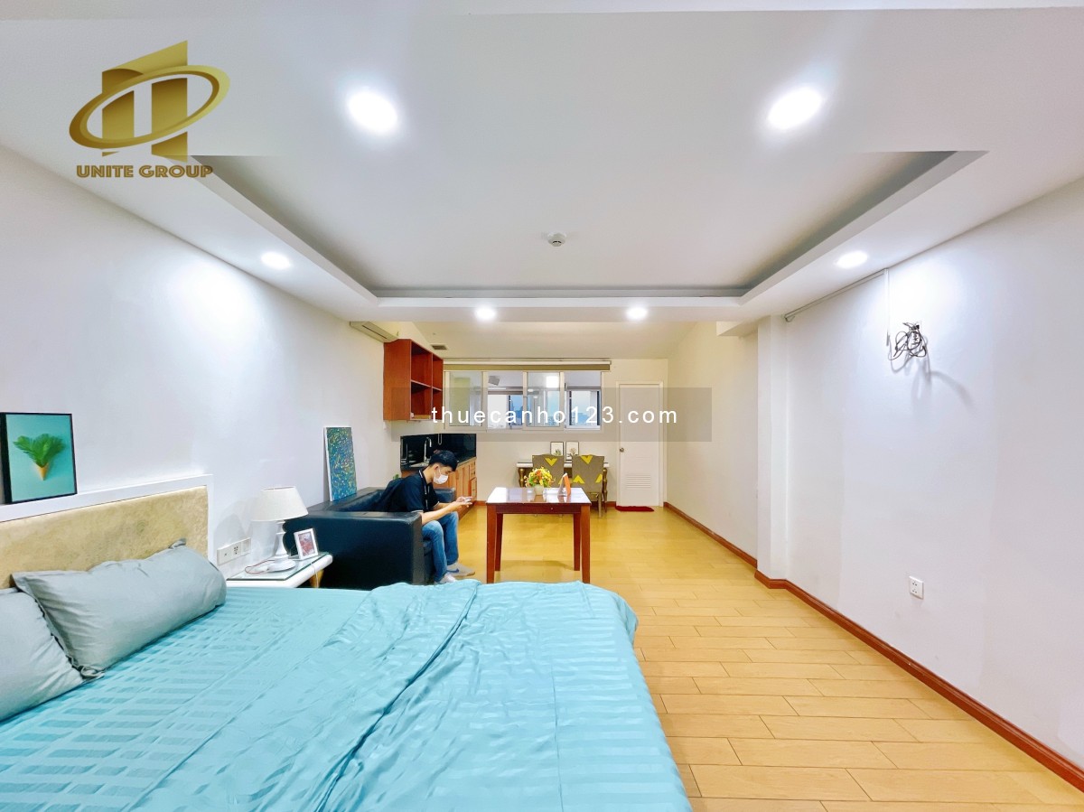 Căn hộ bồn tắm nằm, 32m2, có thể 2 giường, đủ nội thất, phú mỹ hưng Quận 7