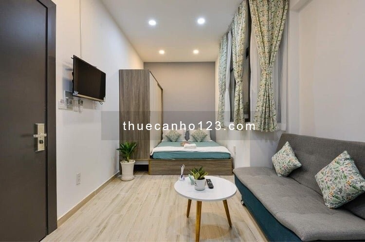 Căn hộ Studio full nội thất, chỉ tính diện ngay công viên Hoàng Văn Thụ