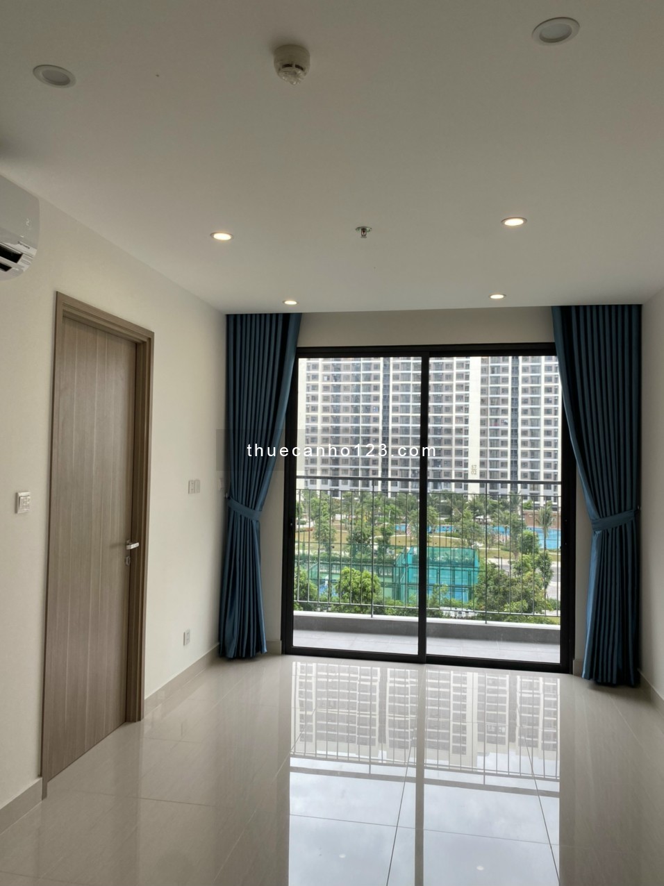 Chính chủ cho thuê căn hộ chung cư cao cấp Origami S6.06 - Vinhomes Grand Park