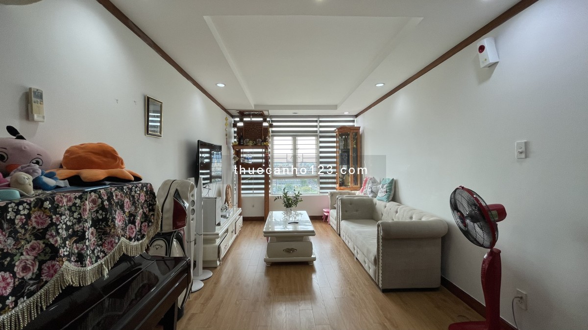 Cho thuê nhanh căn hộ Hoàng Anh Gia Lai 3PN, view hồ Thạc Gián dt 117m căn góc, đầy đủ nội thất