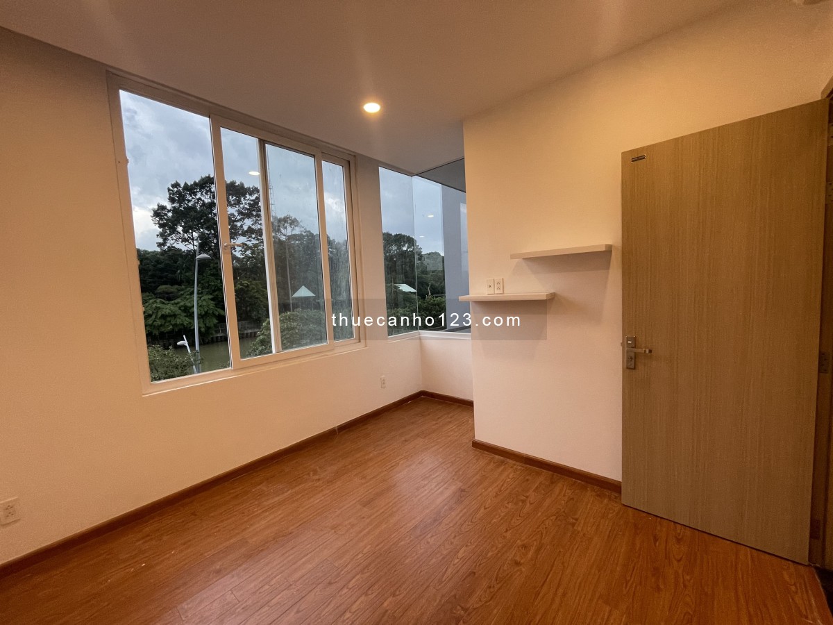 CHDV khai trương 1PN riêng biệt view sông triệu đô, Trường Sa