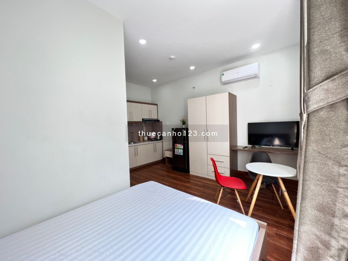 Cho thuê căn hộ dịch vụ full nội thất ở D2 Nguyễn Gia Trí Bình Thạnh Sát bên Hutech