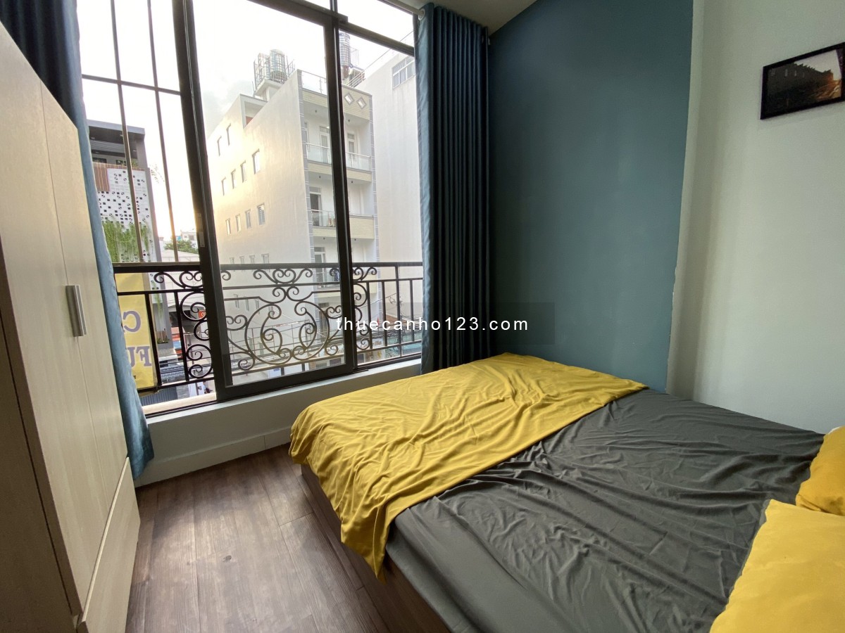 Cho thuê 2 phòng ngủ, balcony khu vực sân bay quận Tân Bình