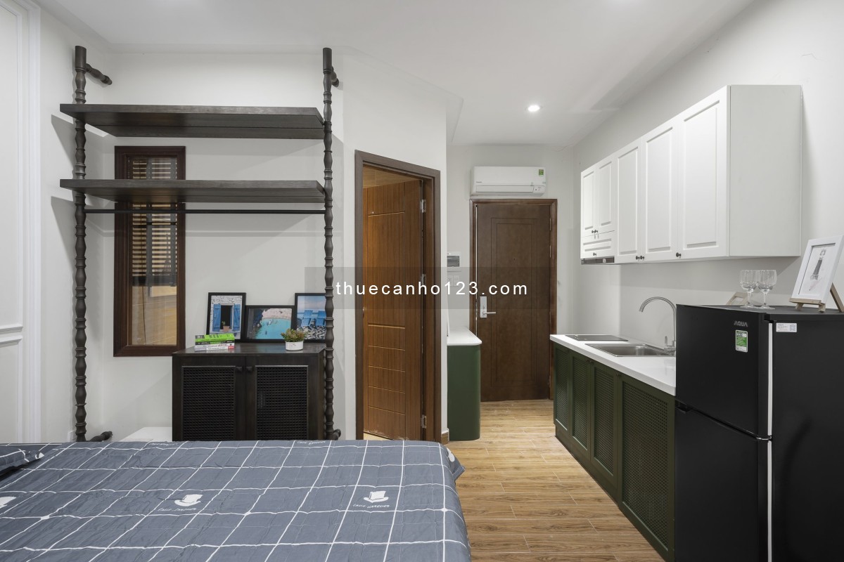 Cực Phẩm STUDIO Balcony Sân Vườn Style Retro Lý Tự Trọng Q1 Contact 0962541403