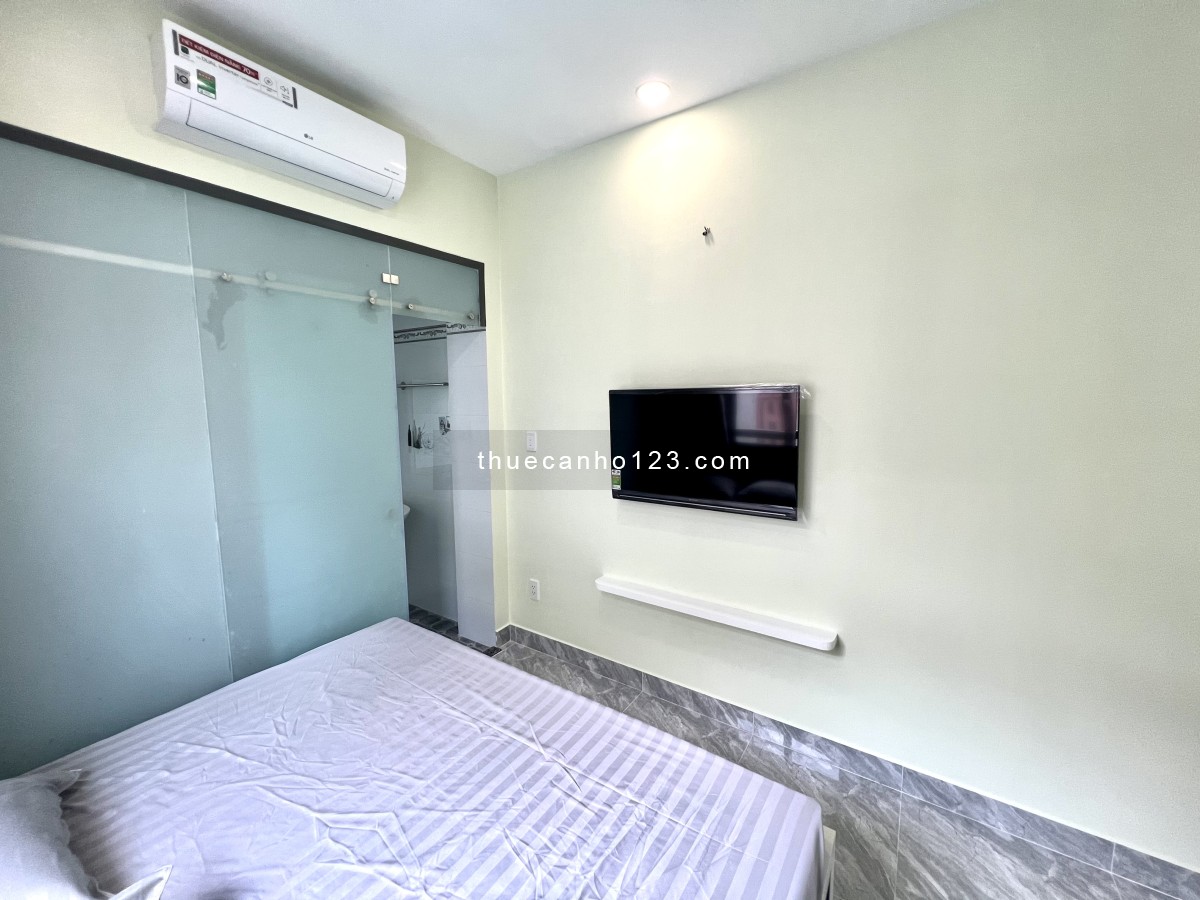 Cho thuê căn hộ mới ban công Thảo Điền, Quận 2, Nguyễn Văn Hưởng