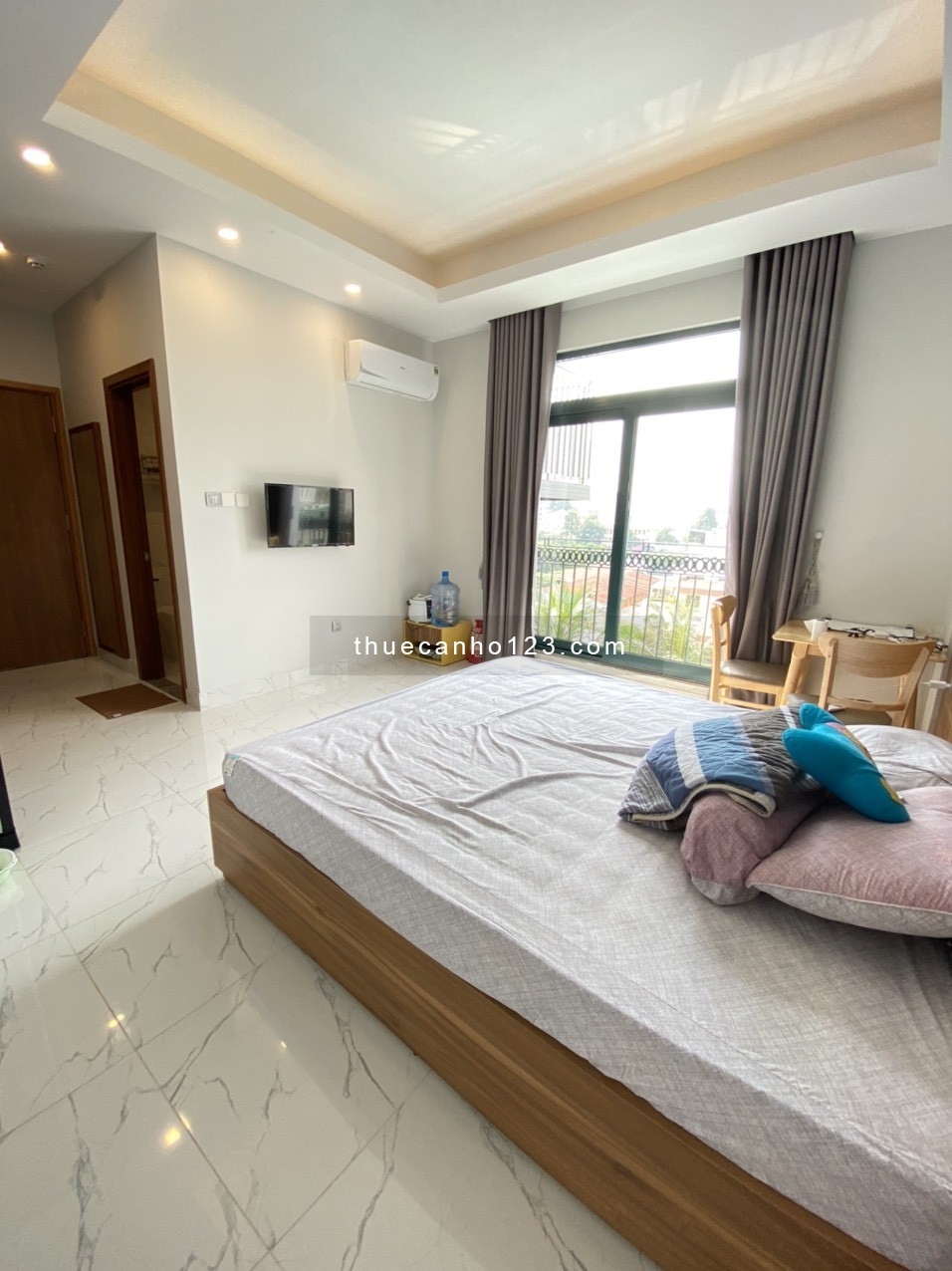 Tân Bình căn hộ studio full nội thất, sạch đẹp thoáng mát gần công viên Hoàng Văn Thụ