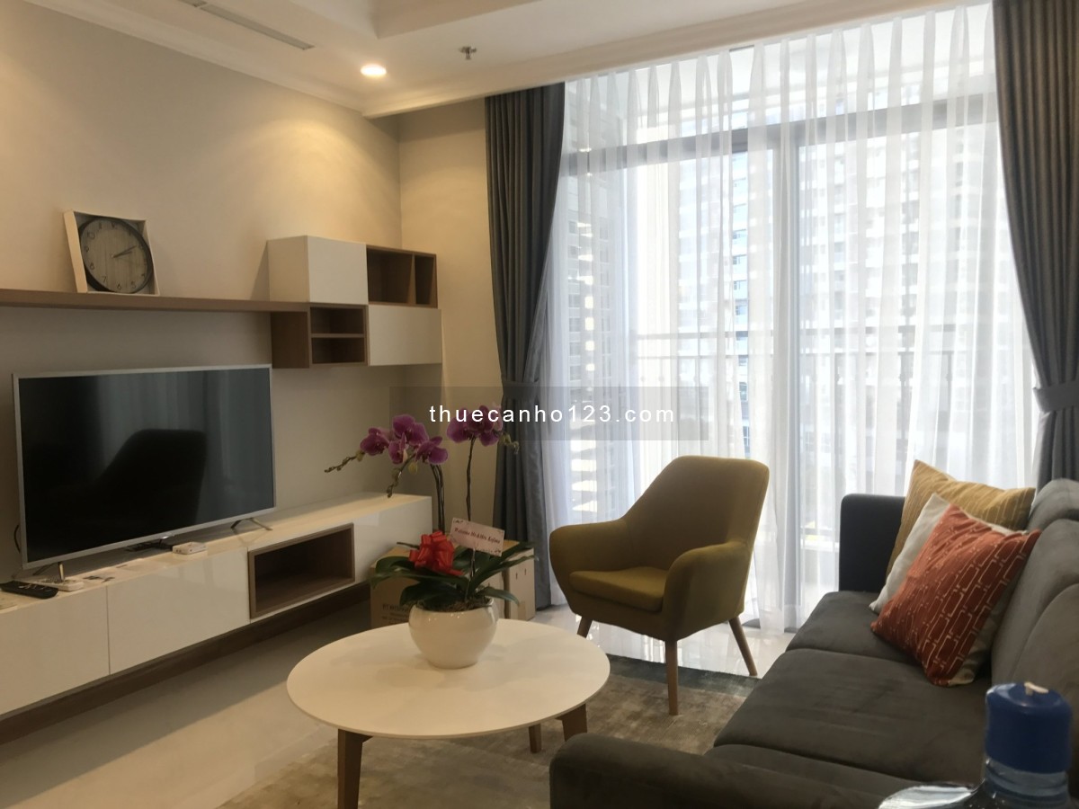 Cho thuê căn hộ 3 phòng ngủ có sẵn nội thất đẹp cc Vinhomes Central Park