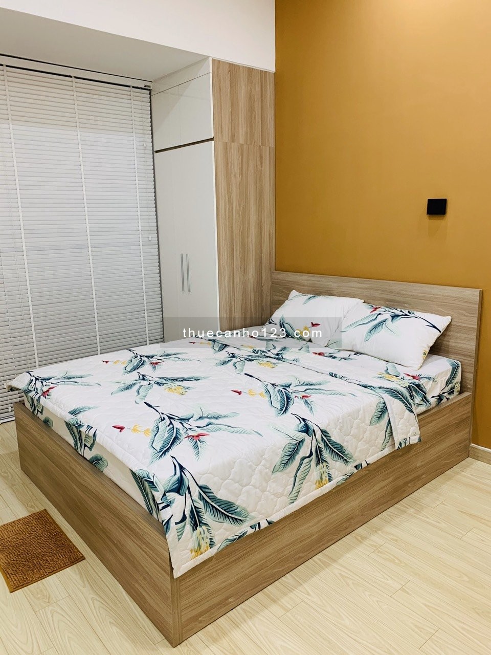 Studio Xinhh diện tích 35m2 full giá 11 triệu bao phí The Sun Avenue