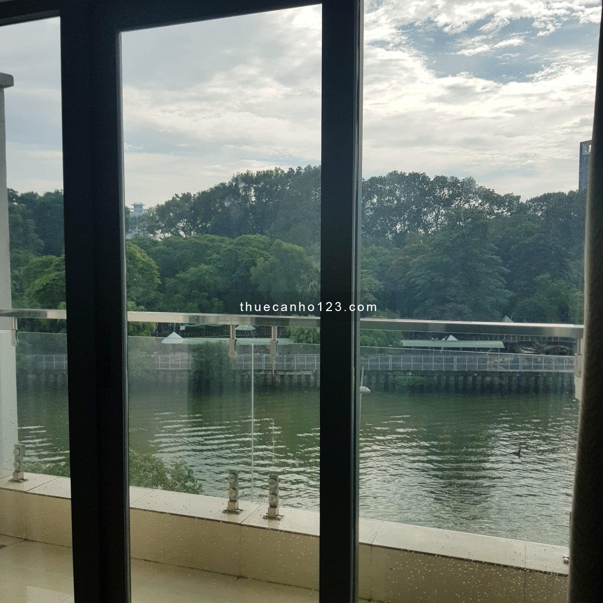 Căn hộ studio balcony view Thảo Cầm Viên ngay khu người Nhật, Hàn lh 0974821028