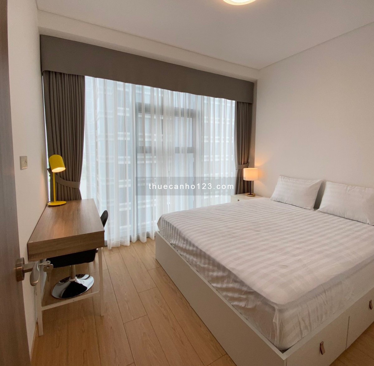 Cho thuê căn hộ 1 phòng ngủ Sunwah Pearl Bình Thạnh giá tốt nhất. Liên hệ： 0909806586