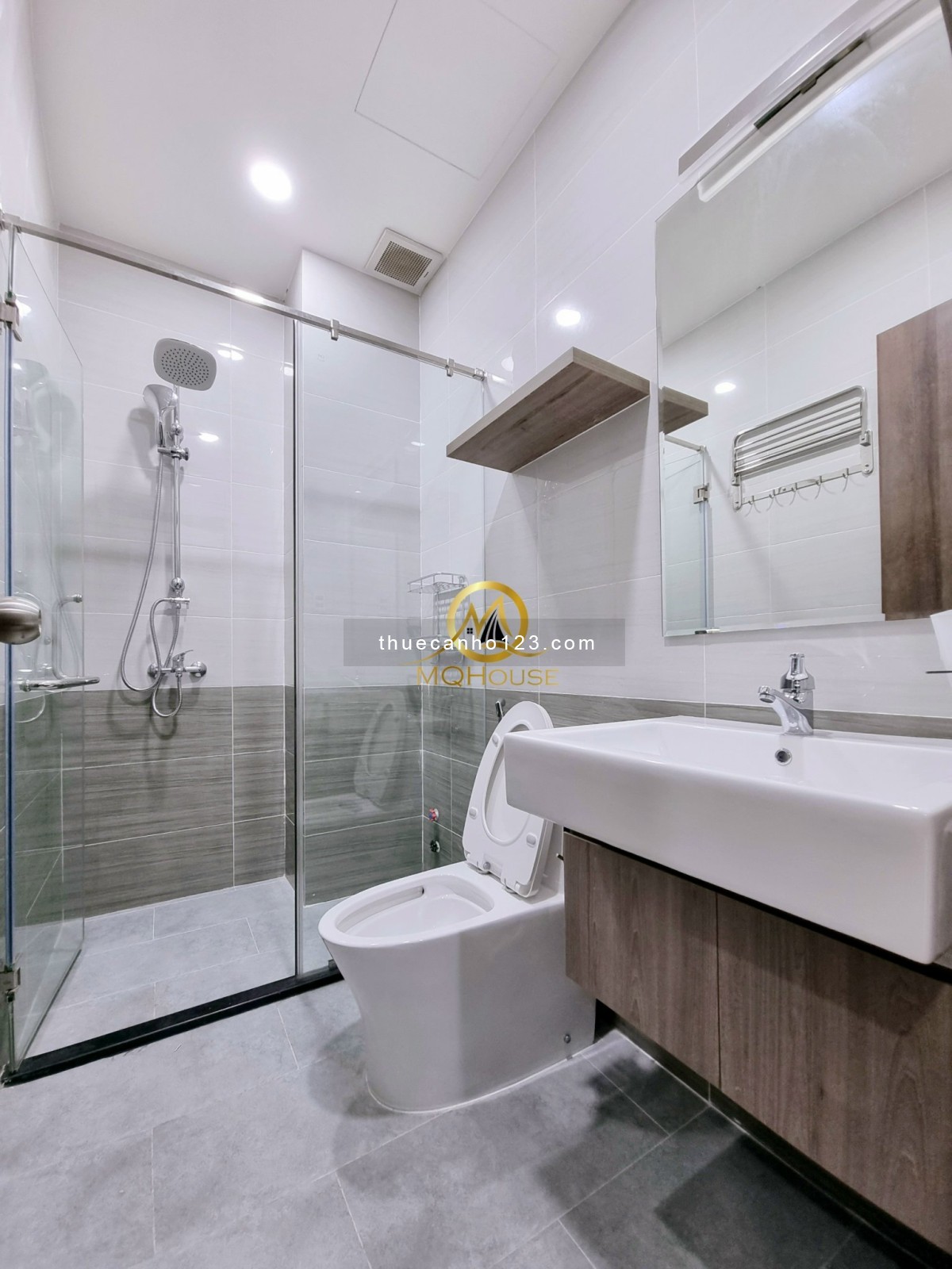 Siêu phẩm 1 phòng ngủ bancol mới 100% ngay Cư Xá Bắc Hải