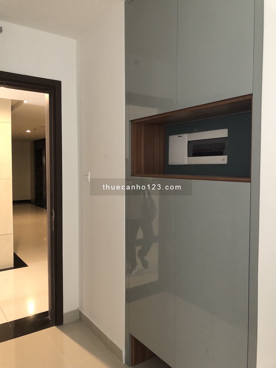 Cho thuê căn hộ chung cư Q2, chuyên The Sun Avenue, nội thất như hình giá tốt