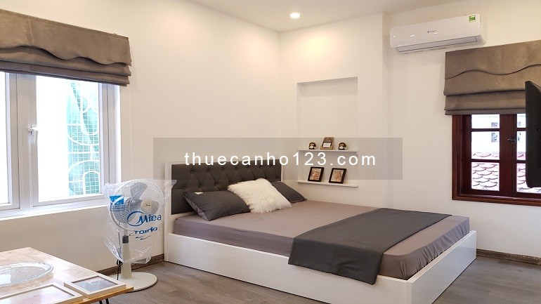 Cho thuê căn hộ dịch vụ giá rẻ tại Đội Cấn, Ba Đình, 25m2, 1PN, đầy đủ nội thất mới hiện đại