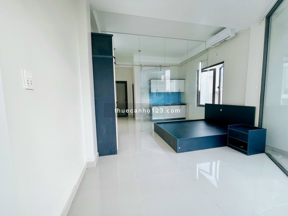 CH cao cấp full nội thất balcony, view siêu đẹp, toà nhà mới xây 100%