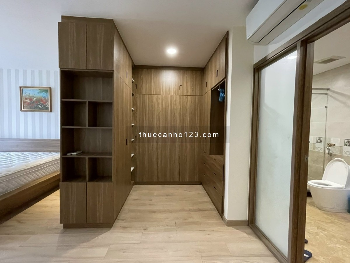 Cho thuê căn hộ chung cư quận 2, 150m2, 3pn, full, cách cầu SG 4'