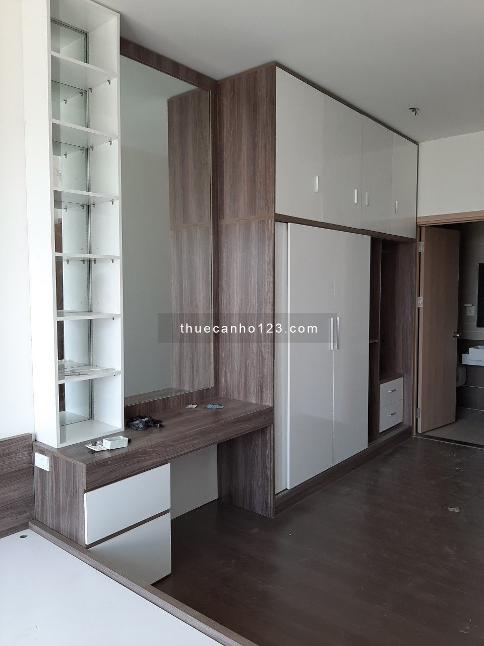 Nhà đẹp cuối tháng trống 2PN The Sun Avenue - Full NT 16tr