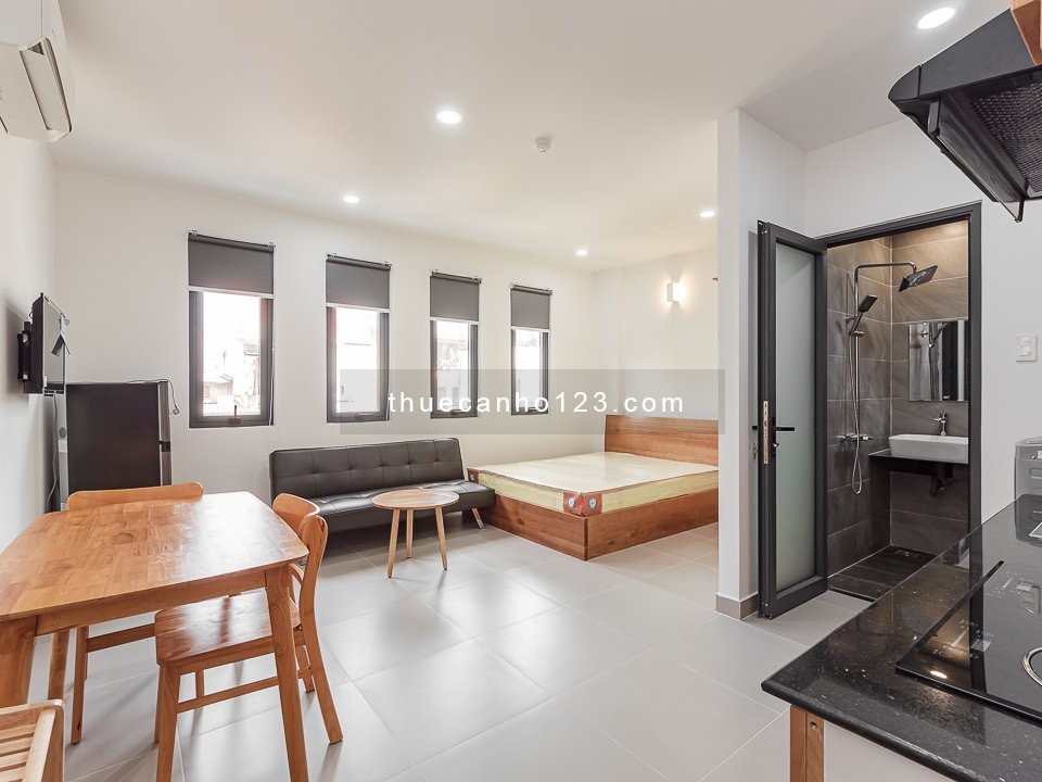 Cho thuê căn hộ dịch vụ full nội thất rộng 35m2 ngay Hoàng Văn Thụ, quận Tân Bình