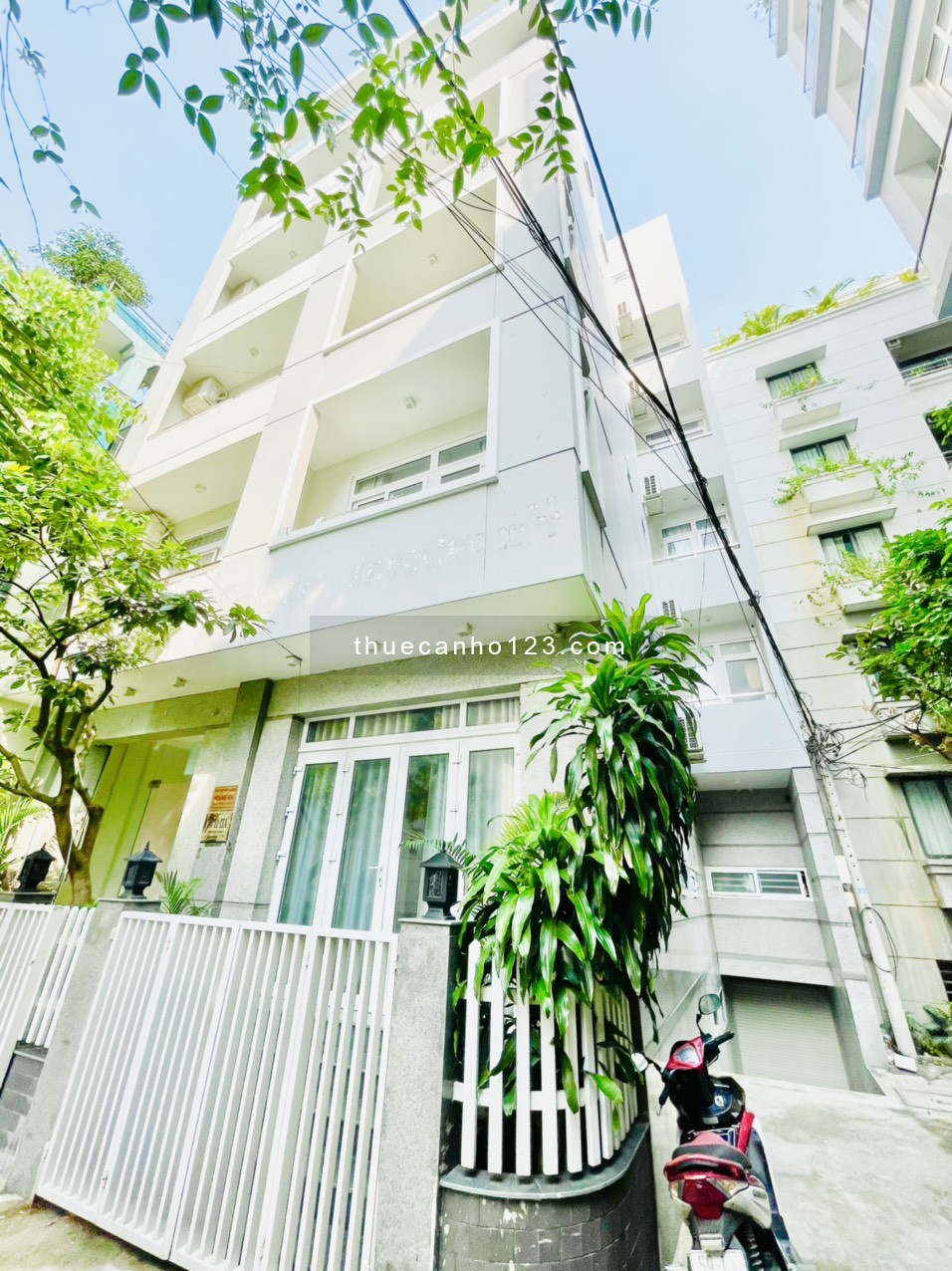 Căn hộ studio, balcon, hẻm xe hơi, full nội thất ngay đại học Mở Trung Tâm Q3