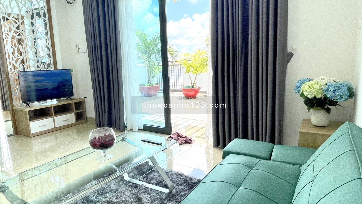 Super Products Penthouse in the center of Tan Binh District, view all Sai Gon