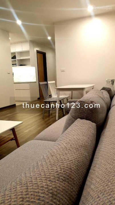 Cho thuê căn hộ chung cư Lạc Hồng Westlake quận Tây Hồ, 80m2, full nội thất