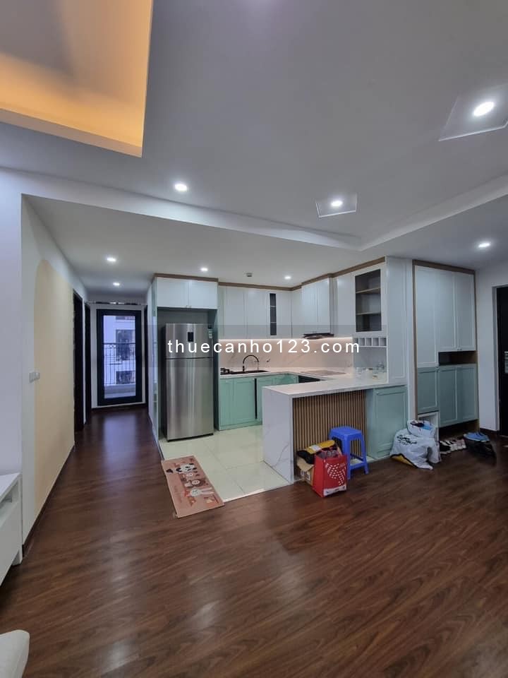 Cho thuê căn hộ Homeland Long Biên , diện tích 90m2, 3pn, giá 9.5 tr/tháng. Lh 0865361082