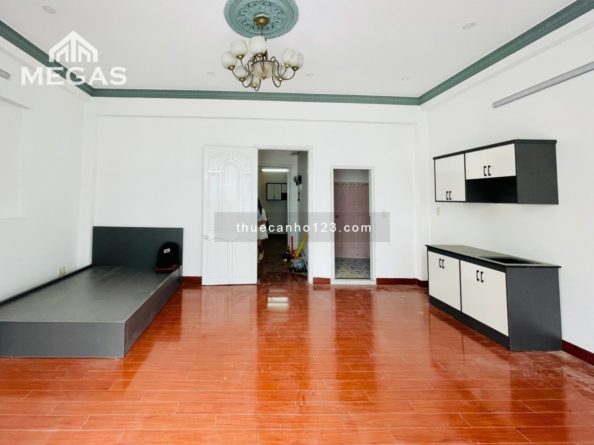 Khai trương siêu căn hộ độc quyền nằm ngay chân cầu vượt 3/2 - quận 10