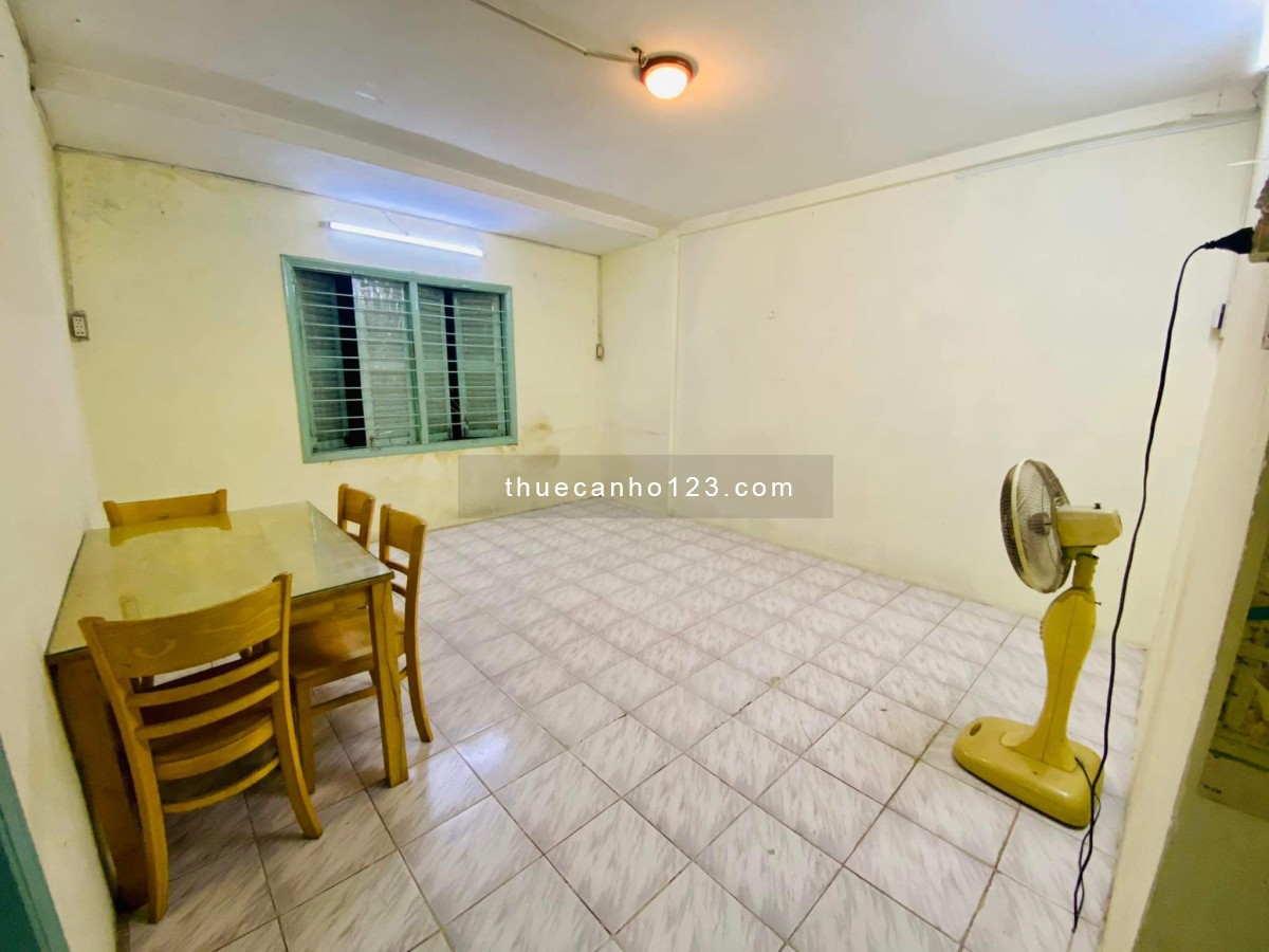 Chính chủ cho thuê căn hộ chung cư số 5 Cao Thắng, giá bình dân