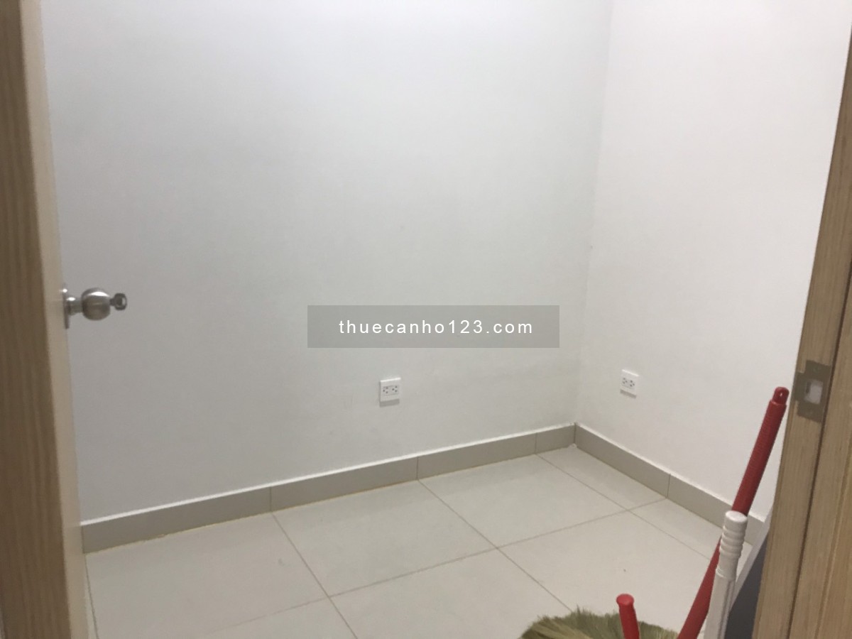 Căn hộ Officetel có 1 phòng ngủ và 1 phòng kho 47m2, Full nội thất cho thuê - The Sun Avenue