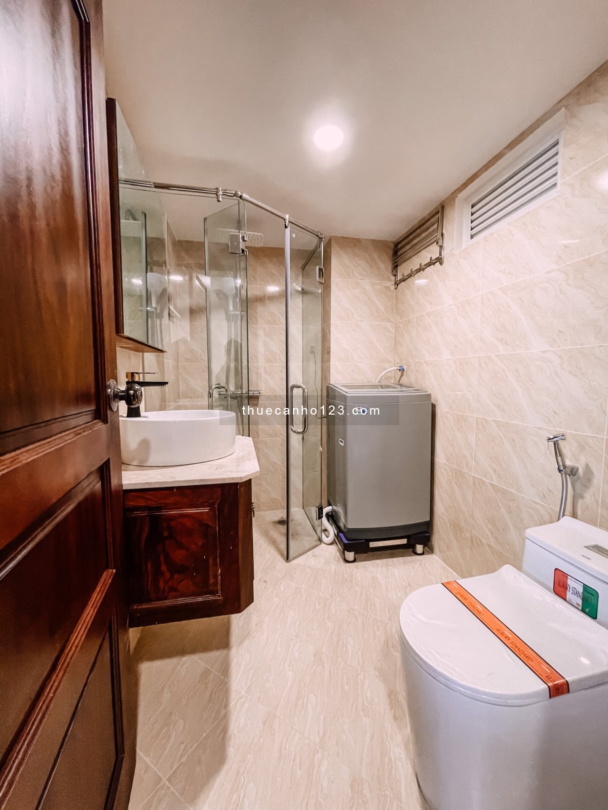 1pn + duplex siêu đẹp sàn gỗ thiết kế sang trọng