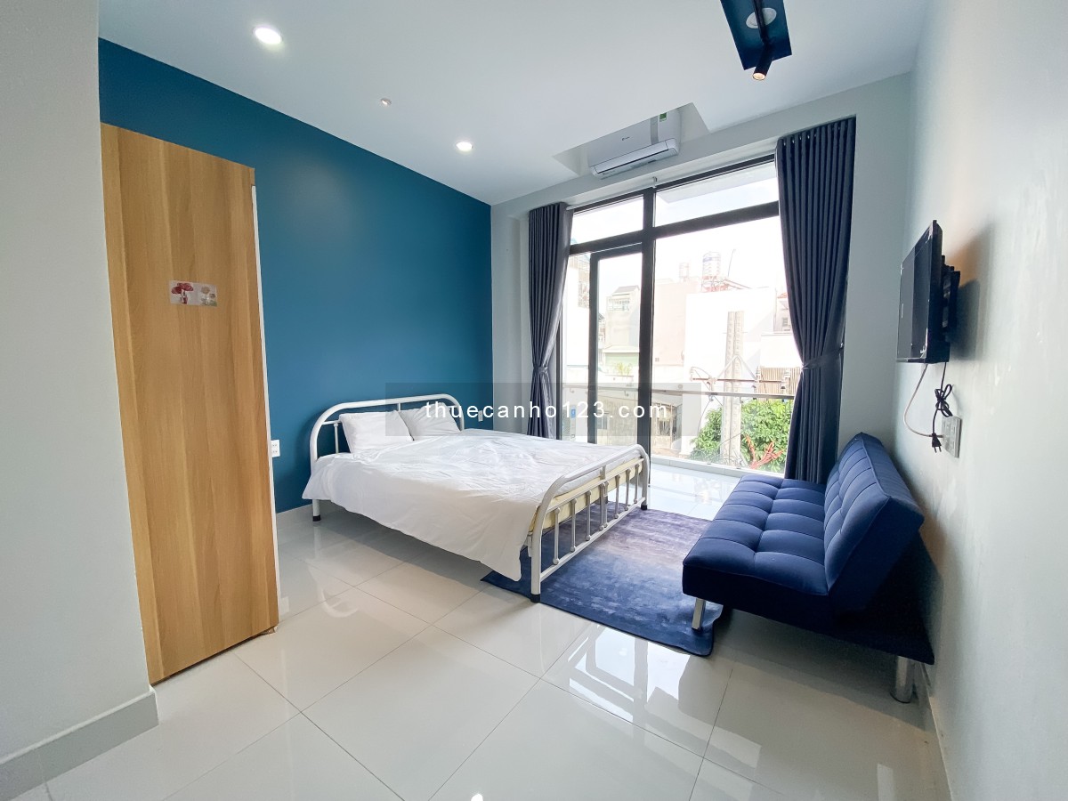 Cho thuê căn hộ cao cấp, có balcon riêng, full nội thất, quận Phú Nhuận