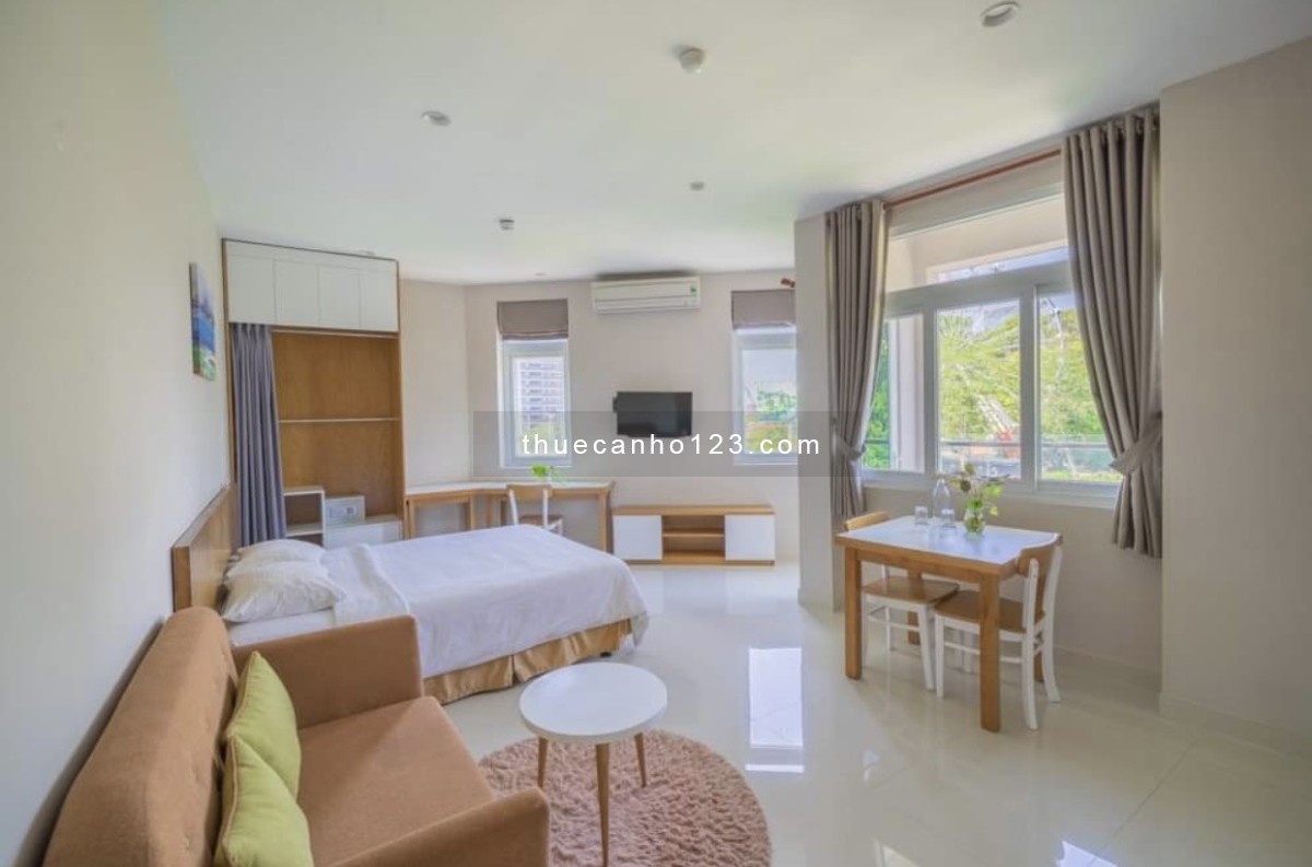 Studio balcon View Bờ Kè siêu thoáng full nội thất ngay Hoàng Sa gần Đài Truyền Hình Q1