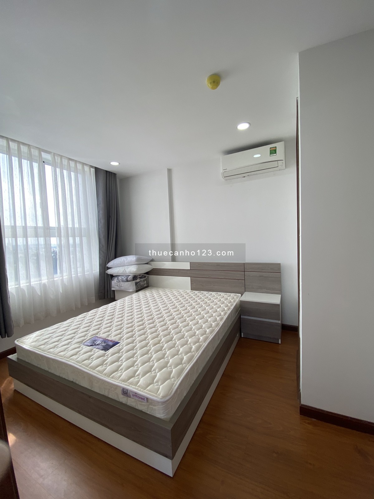 Cho thuê căn hộ Samsora 1 phòng ngủ chính+ phòng phụ, giá từ 3,5tr/tháng