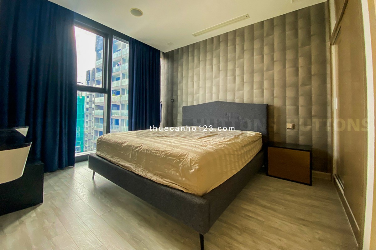[Chính chủ] Cho thuê căn hộ 4 phòng ngủ dự án Vinhomes Golden River Q1 - giá tốt - đầy đủ nội thất