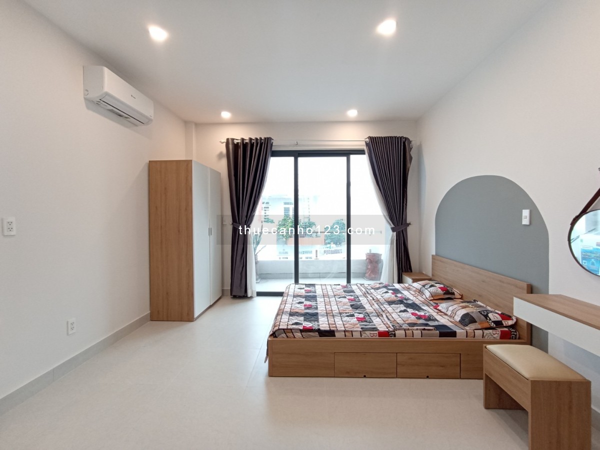 Cho thuê căn hộ dịch vụ - tại Nguyễn Xí chỉ cách ĐH Ngoại Thương 2.1km