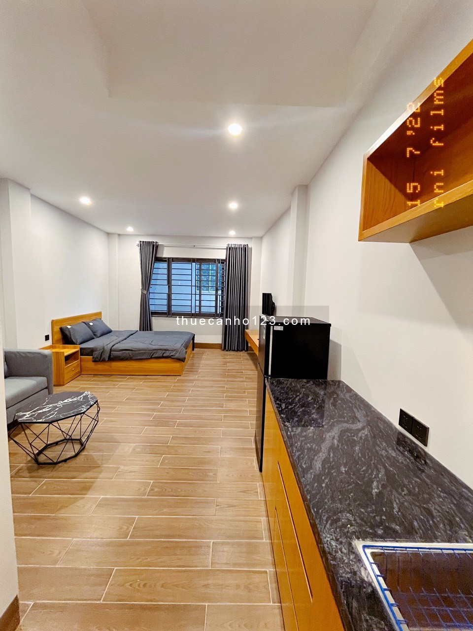 Cho thuê căn hộ gần Nhà Thờ Tân Định - Cầu Kiệu nhà mới FULL nội thất không giới hạn người ở - Q3