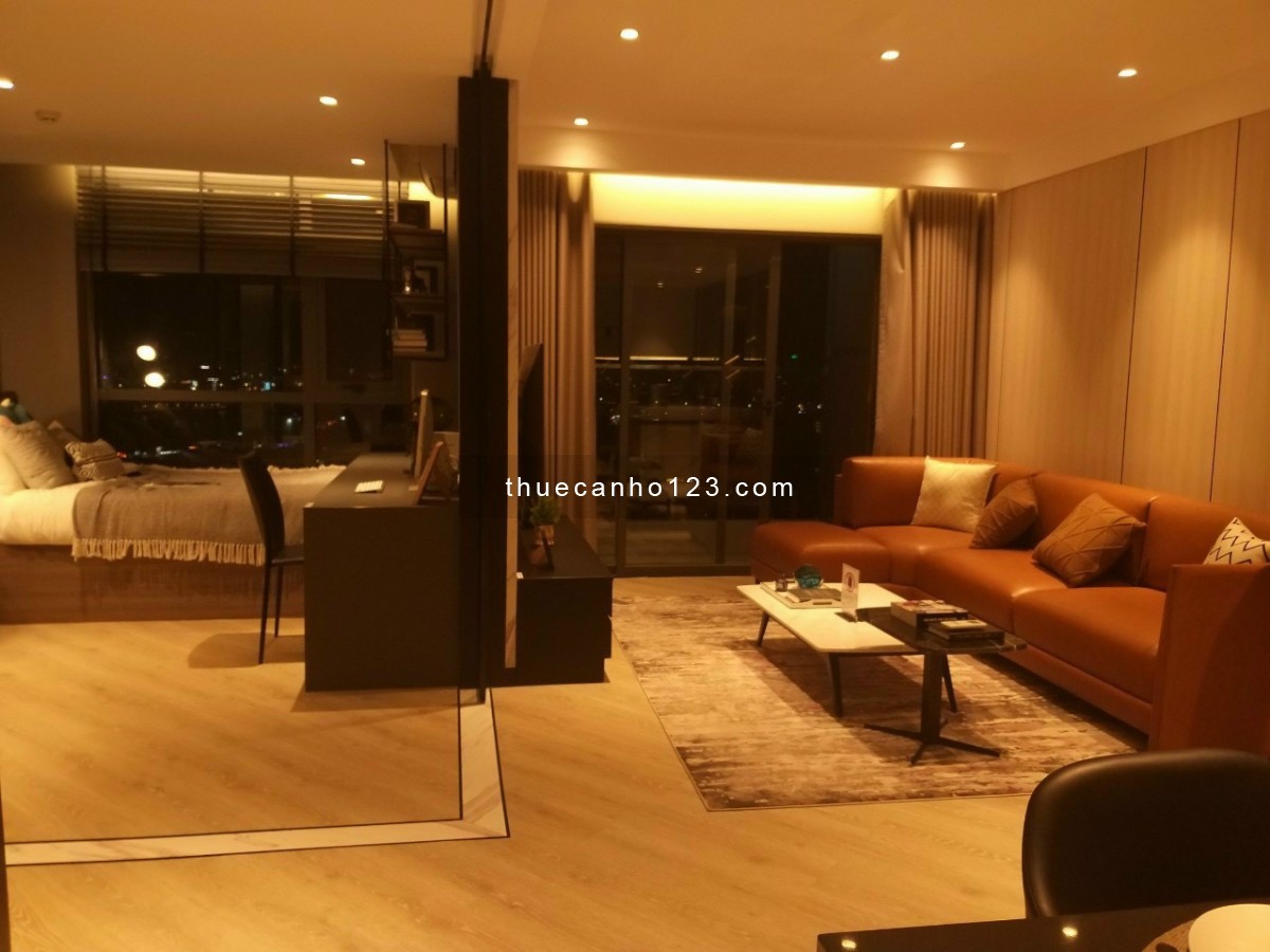 Căn hộ 2PN ban công mặt tiền Lương Định Của