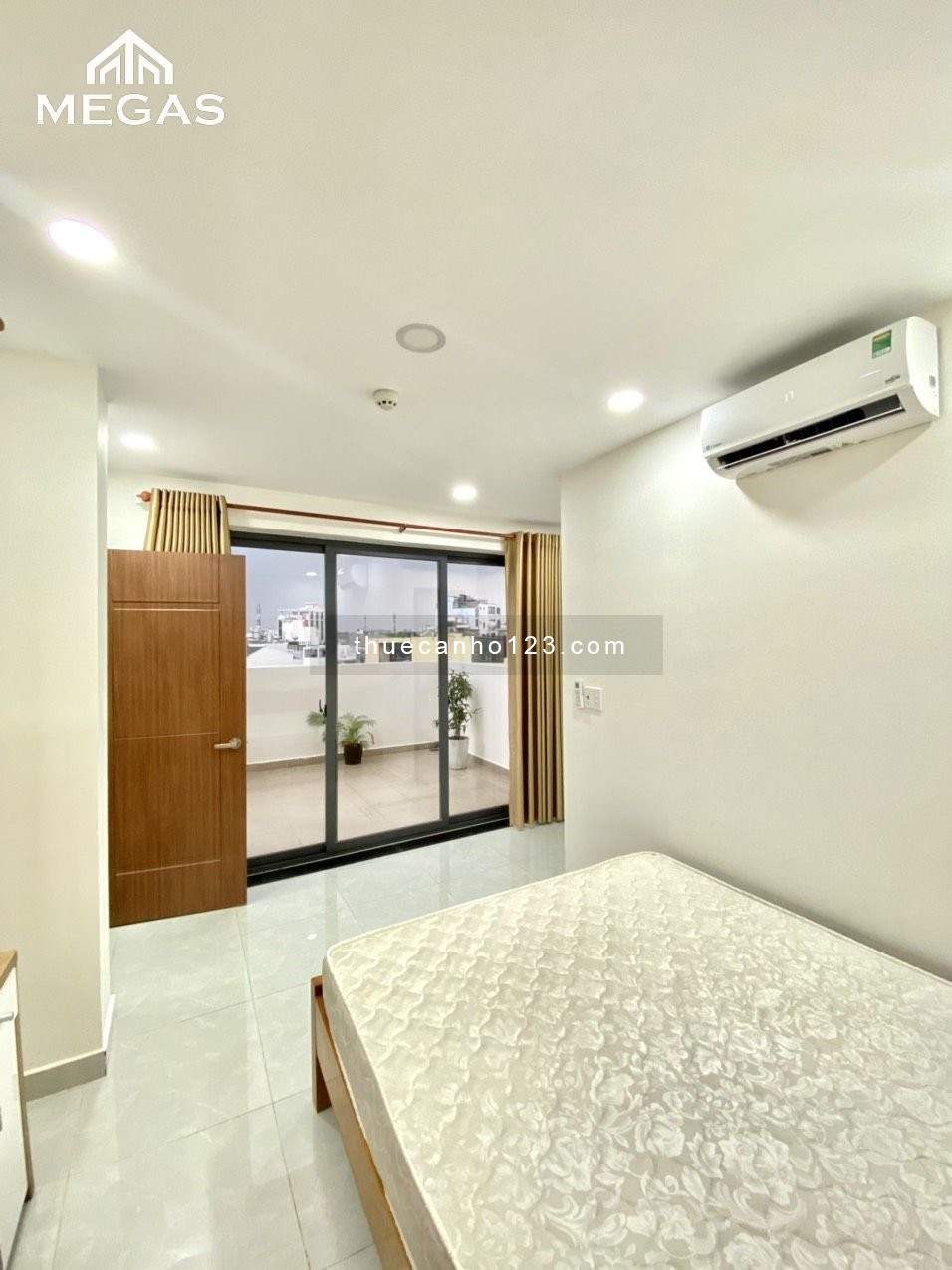 Cho thuê Penthouse 1 Phòng Ngủ Có Ban Công Rộng View Đẹp THPT Phan Đăng Lưu