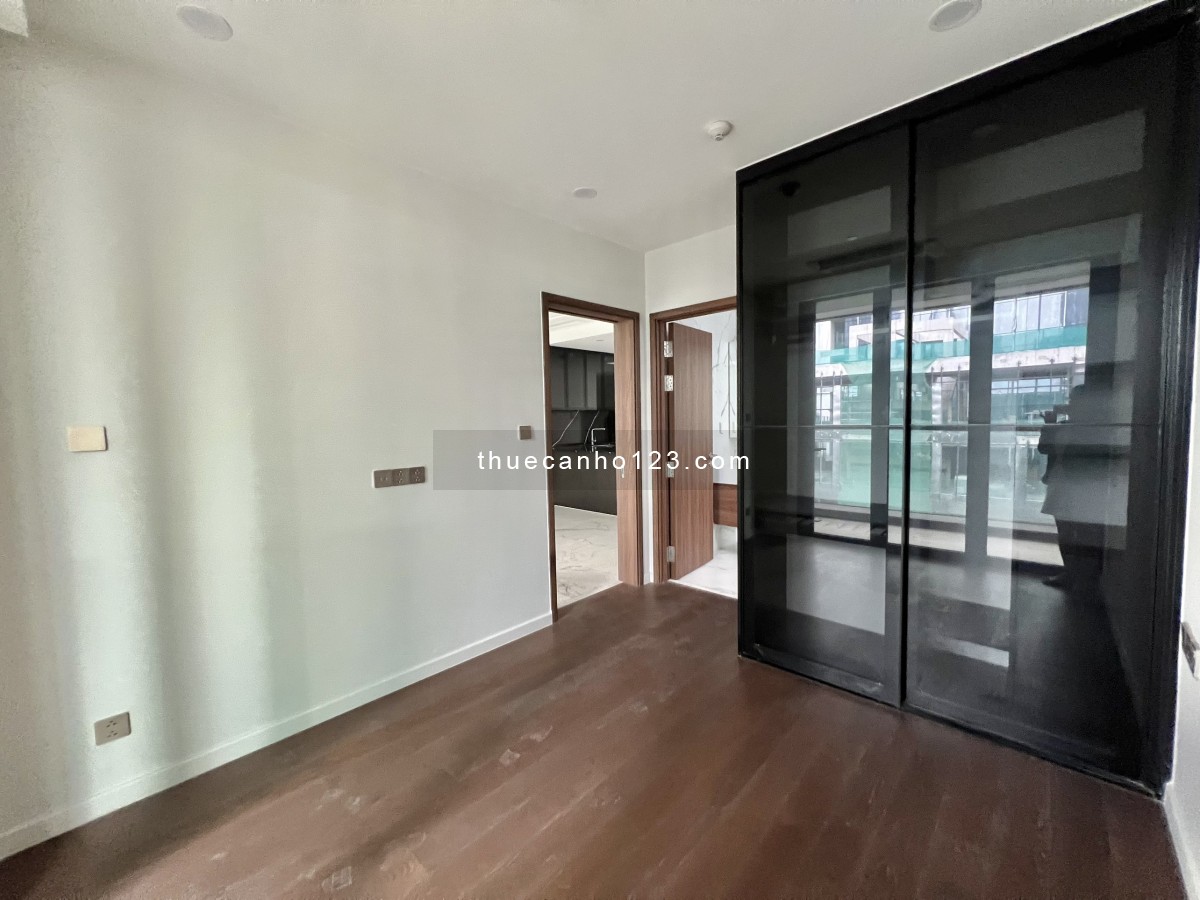 Metropole Thủ Thiêm 5 sao 3PN sân thượng dtsd 113m2 - 1500 USD