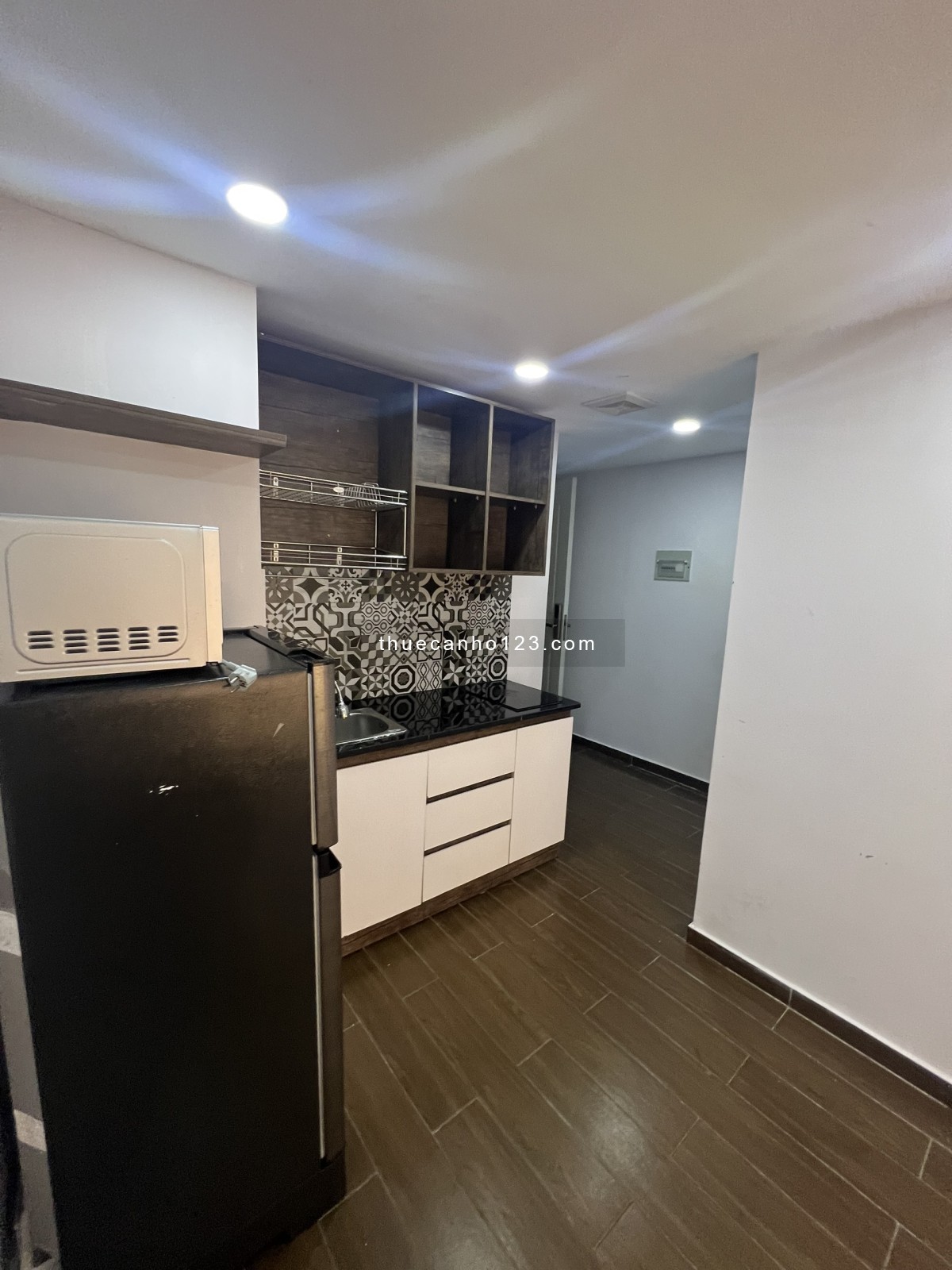 CHDV 1PN full nội thất ngay ngã 5 Cống Quỳnh, Nguyễn Trãi - Q1