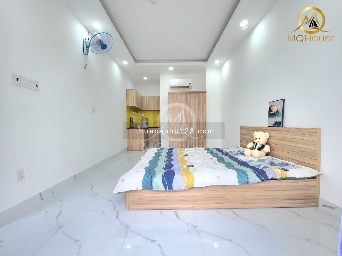 Cho thuê căn hộ ban công, cửa sổ thoáng gần Etown cộng hoà