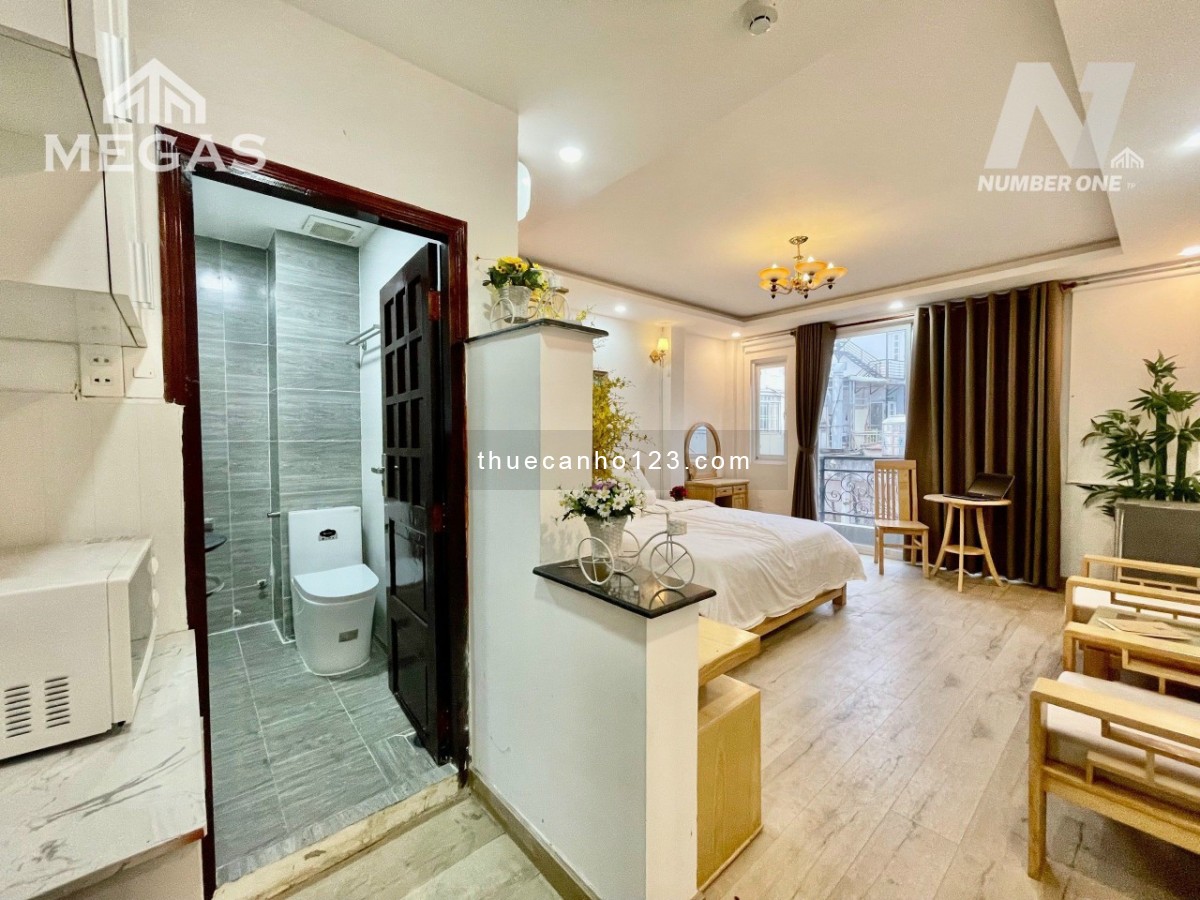 Chính chủ đang trống Luxury Apartment Lê Thánh Tôn Quận 1