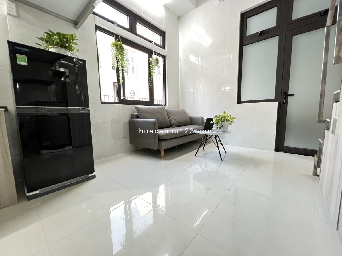 Cho thuê căn hộ duplex đầy đủ tiện nghi - cửa sổ lớn thoáng - gần ĐH Bách Khoa