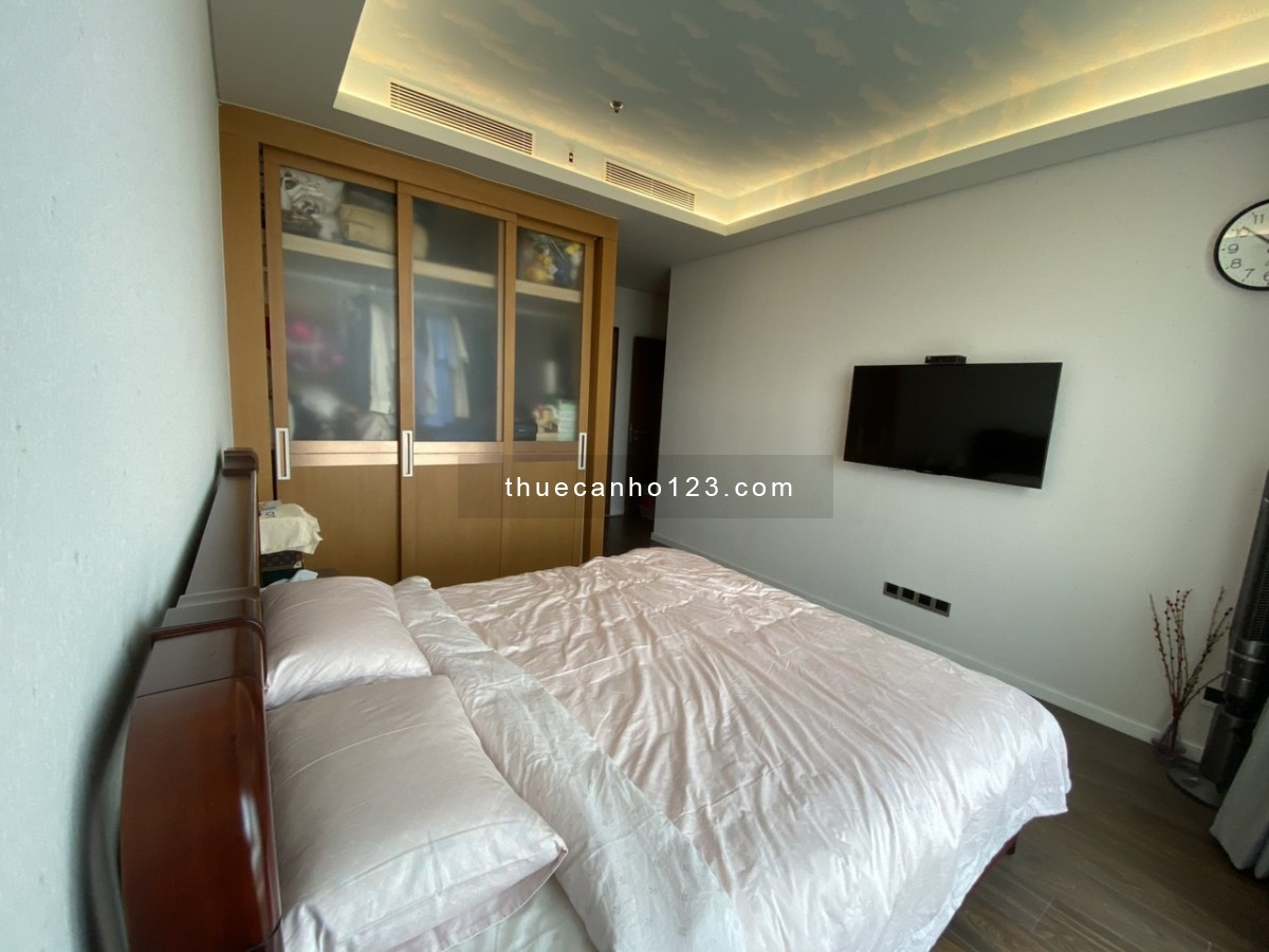 Cho thuê căn hộ 3 phòng ngủ 127m2 tại Khu Sala - Sarina, Thủ Thiêm, giá 33tr