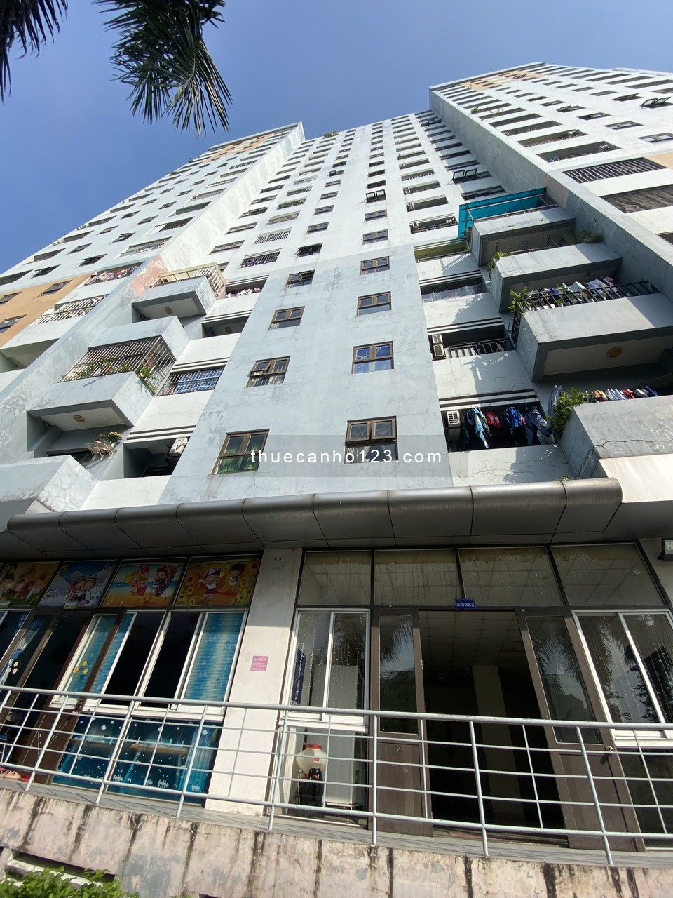 Cho thuê căn hộ chung cư Tân Mai, 47m2, full nội thất, giá 4,8t/ thang
