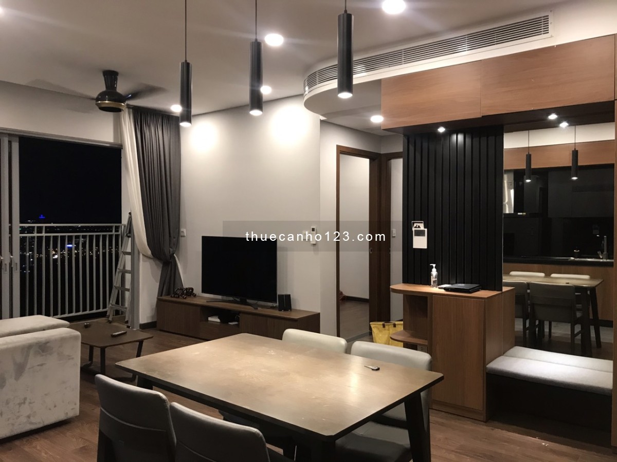 Căn hộ siêu đẹp 2 pn tại Palm Heights, 80m2, view Landmark, giá chỉ 16 triệu/tháng