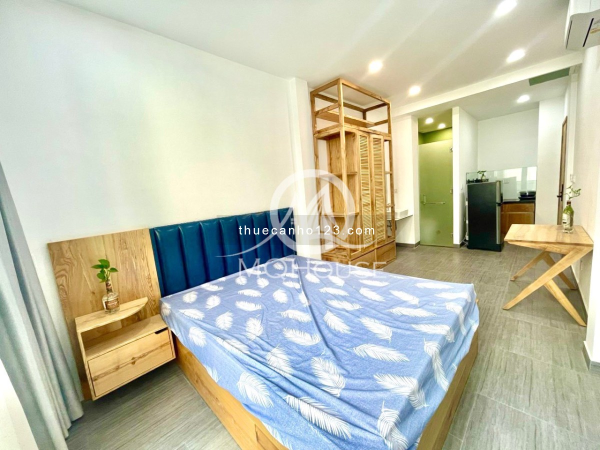 Căn Hộ 32m2 Bancong Tách Bếp Ngay Chợ Tân Định Q1 , Công Viên Lê Văn Tám